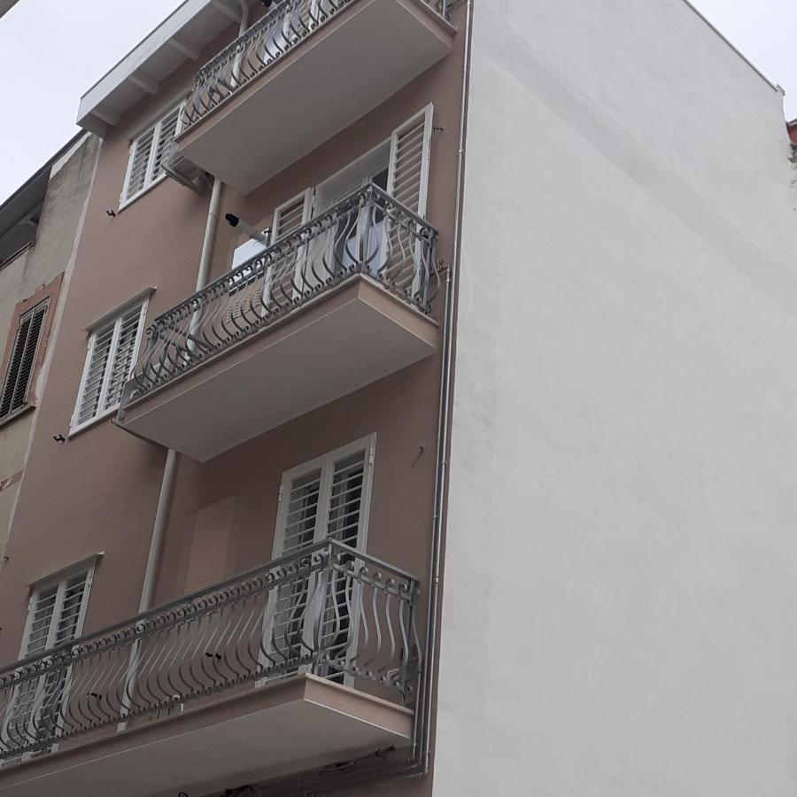 Palazzo Galante Aparthotel Маргерита ди Савоя Екстериор снимка