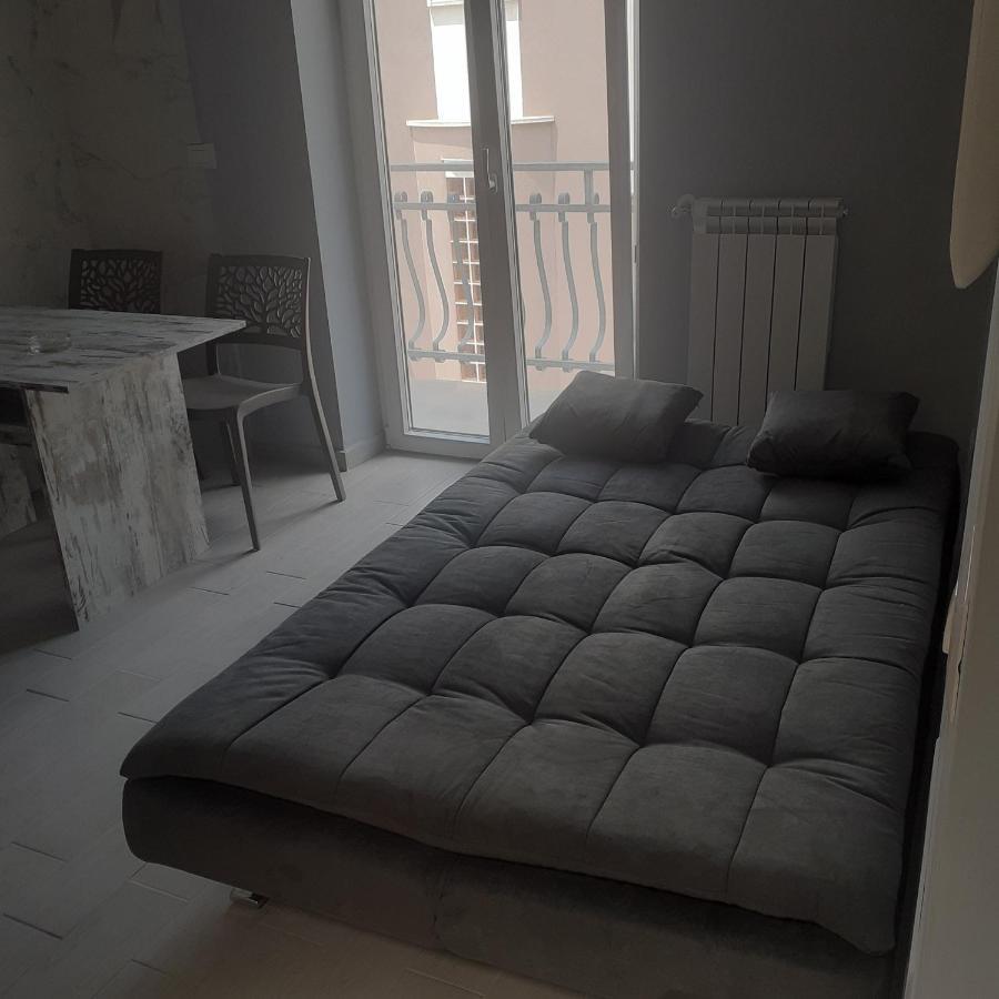 Palazzo Galante Aparthotel Маргерита ди Савоя Екстериор снимка